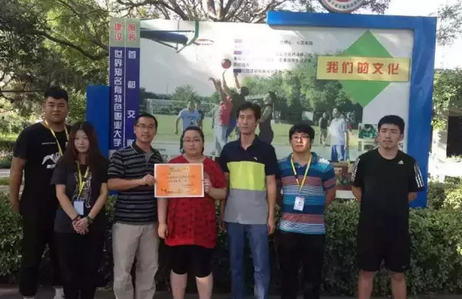 2015年9月，北京交通运输职业学院通州校区迎接新生工作圆满结束，学生干部与新生进入了互动模式