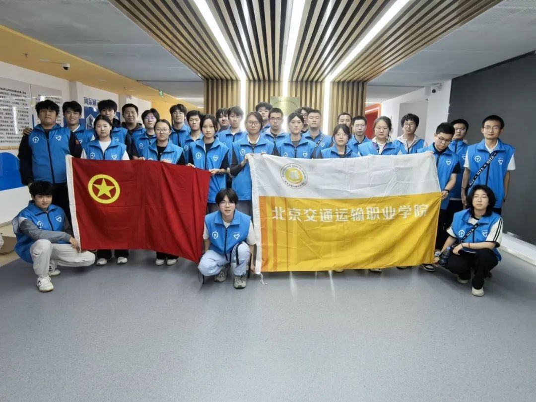 "青"力全开·步履不停｜"志愿蓝"以青春之名书写劳动答卷