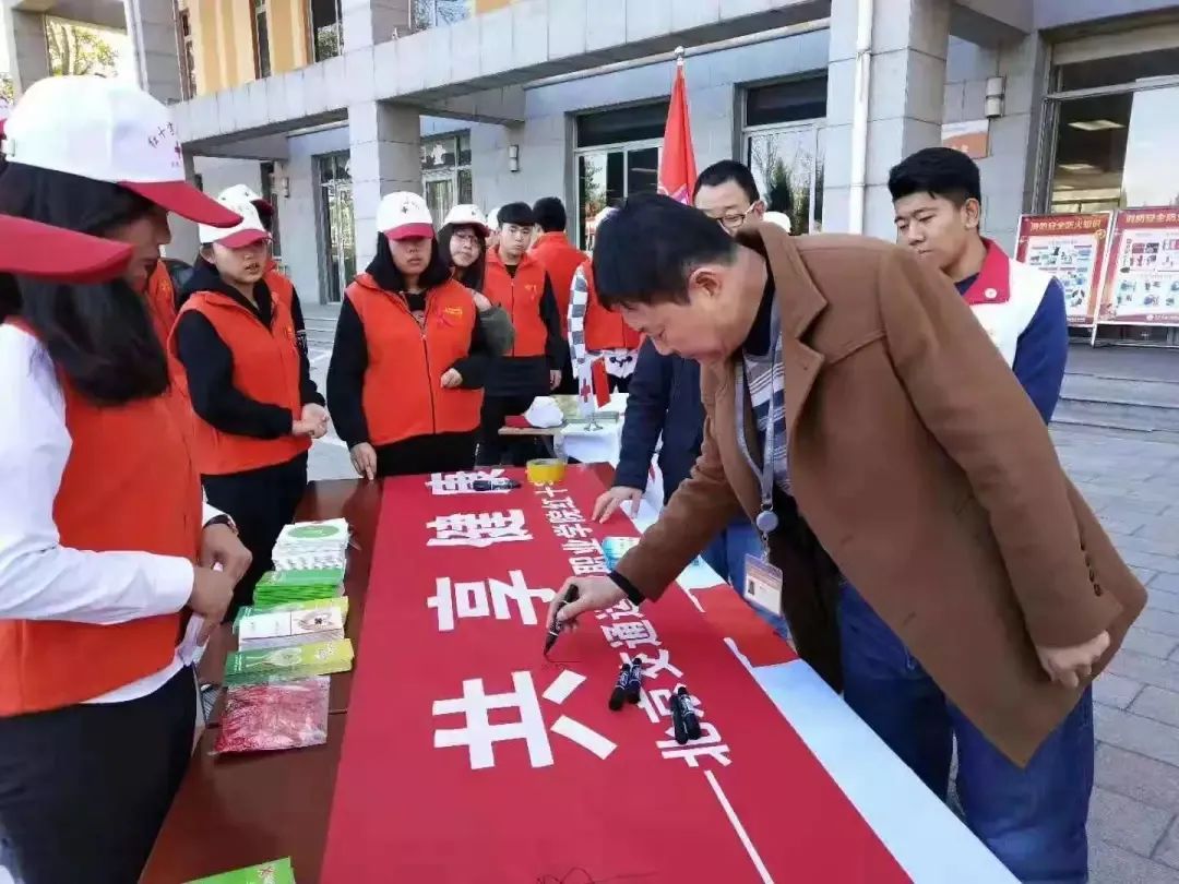 暂无图片