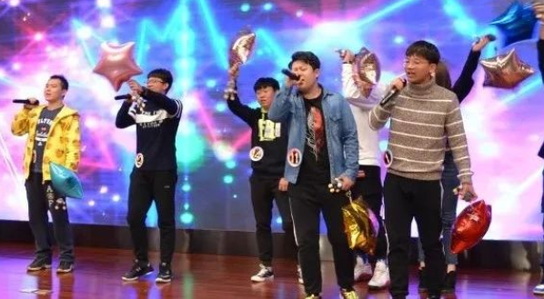热点 | “好声音”校园歌手大赛，海淀校区冠军之战实录！附冠军视频