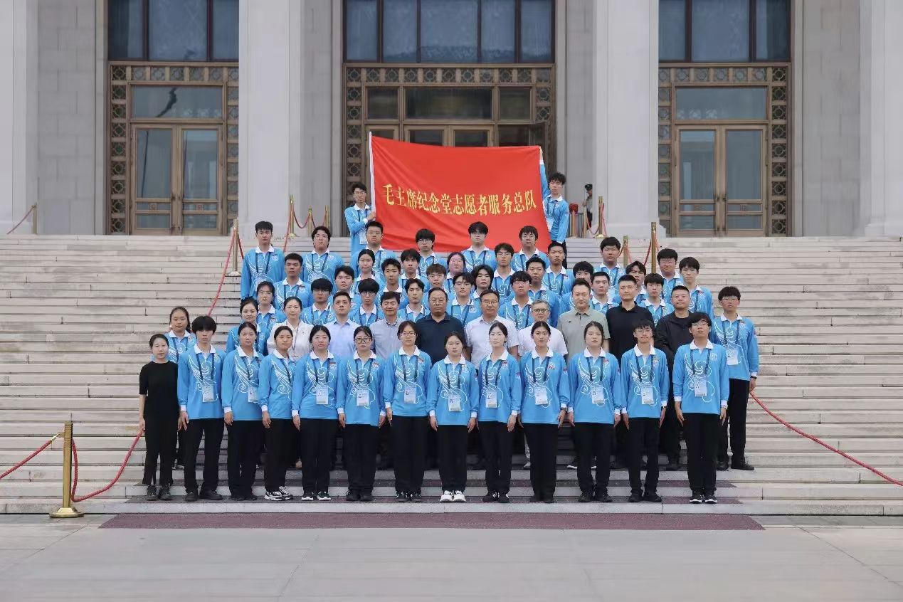 这个暑假，我们的青春是蓝色的